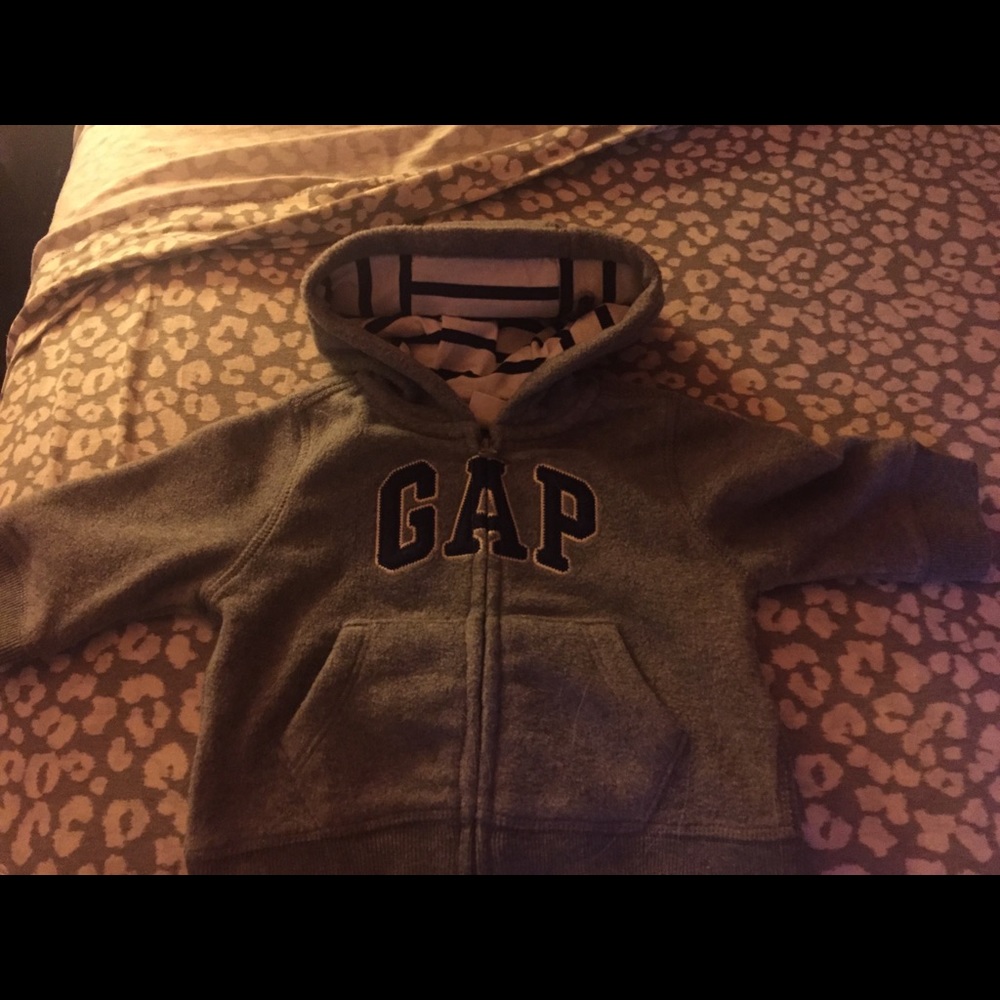 Gap hoodie